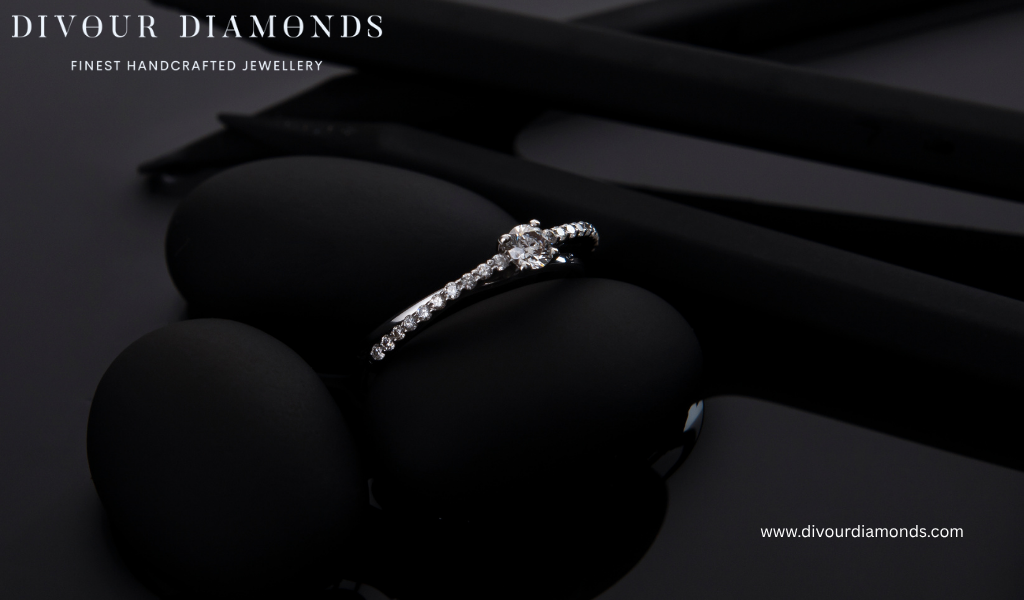 Lab Grown Diamond Engagement Rings Guide - Trends, Advantages and Purchase Tips