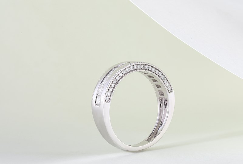 Round Diamond Channel Set Haf Eternity - 2.5 mm