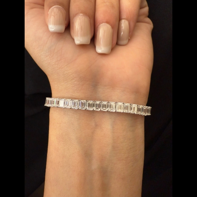 12.00ct D/VVS Lab Grown Emerald Cut Diamond Tennis Bracelet, White Gold