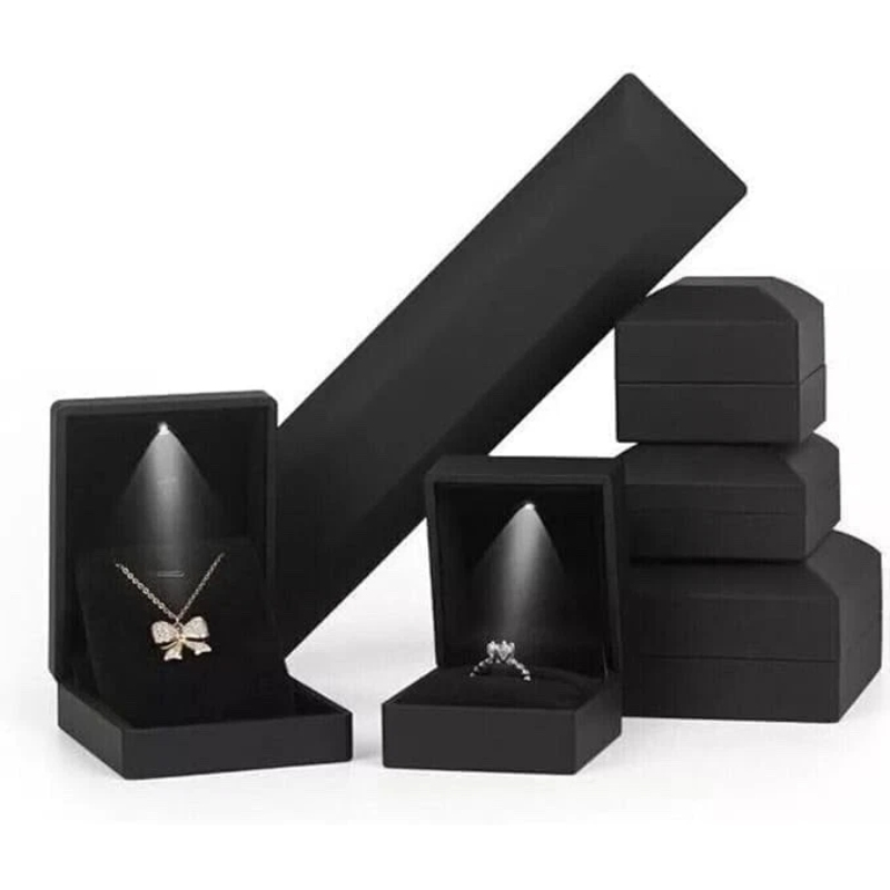 12.00ct D/VVS Lab Grown Emerald Cut Diamond Tennis Bracelet, White Gold