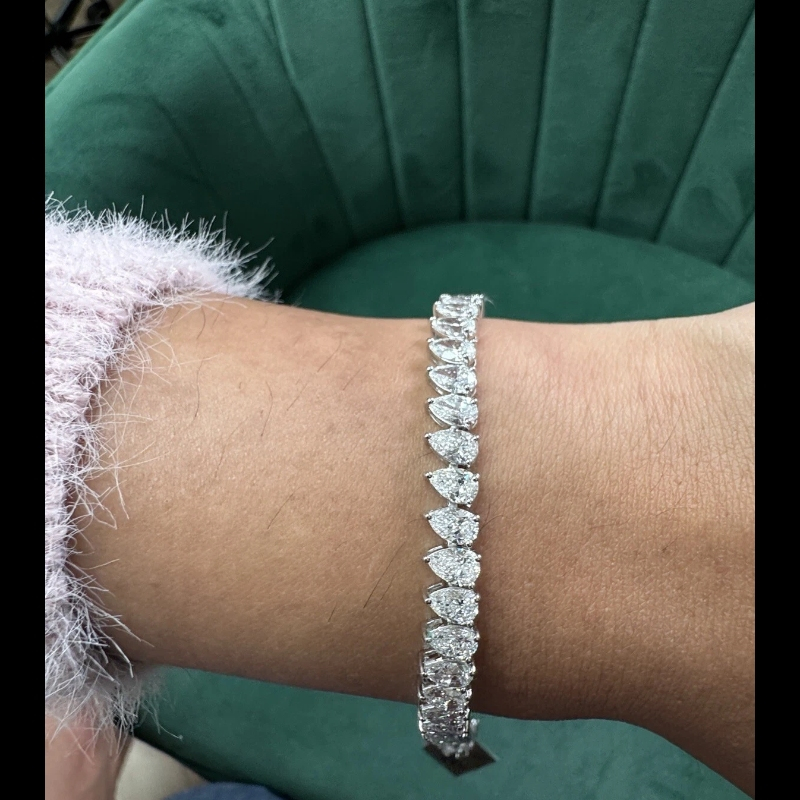 11.95ct D-E/VS Lab Grown Pear Shape Diamond Tennis Bracelet, 14k White Gold