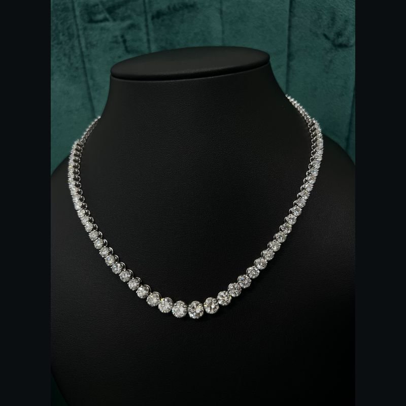 24.20 ct Natural Round Diamond Graduated Tennis Necklace