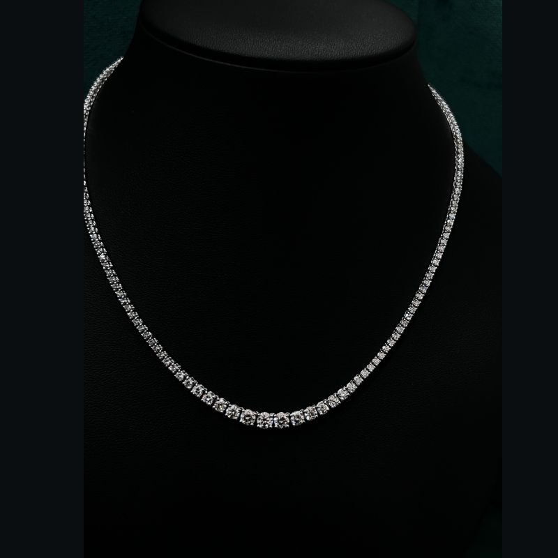 15.76 ct Natural Round Diamond Graduated Tennis Necklace