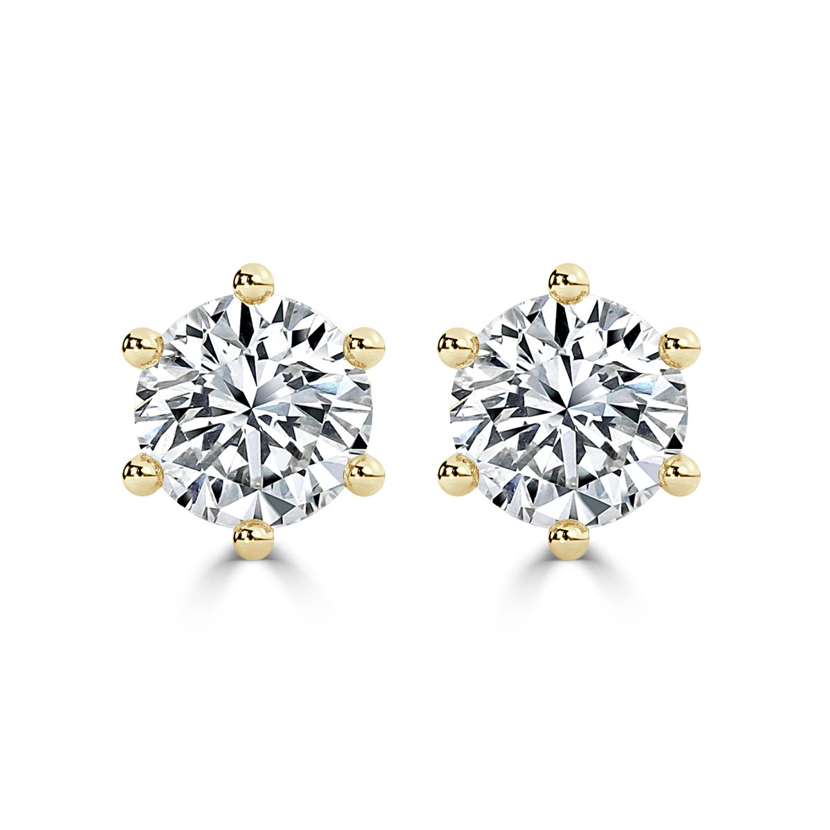 Round Diamond Studs Earrings